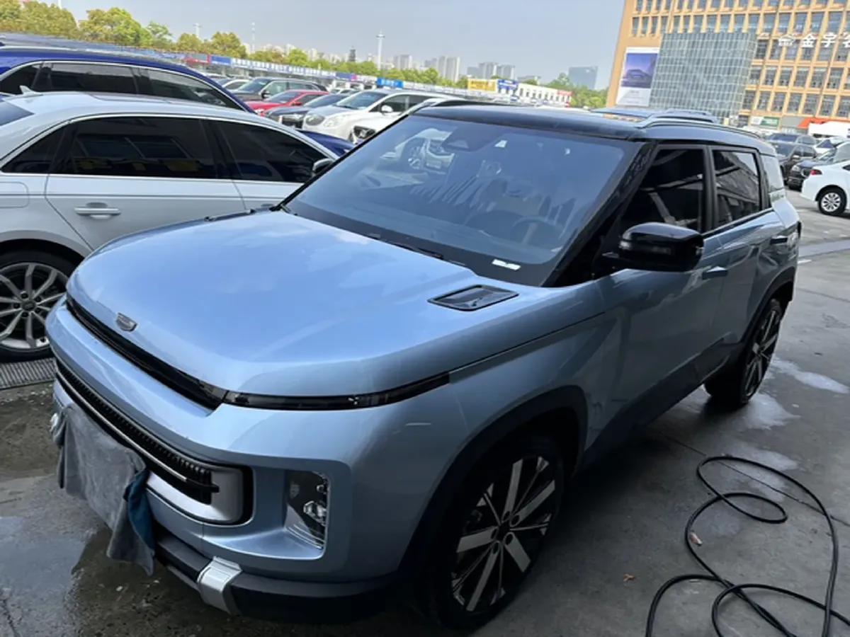 2023 Geely ICON 1.5T 181HP L4 7DCT,autocango,china used car exporter,china ev exporter,chinese used car exporter,chinese used ev exporter