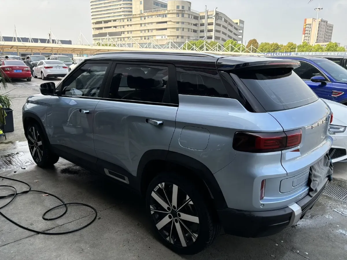 2023 Geely ICON 1.5T 181HP L4 7DCT,autocango,china used car exporter,china ev exporter,chinese used car exporter,chinese used ev exporter