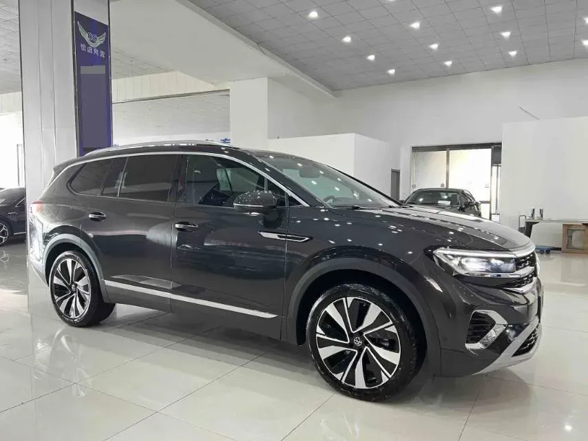 2024 Volkswagen Talagon 2.0T 220HP L4 7DCT,autocango,china used car exporter,china ev exporter,chinese used car exporter,chinese used ev exporter