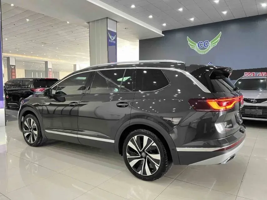 2024 Volkswagen Talagon 2.0T 220HP L4 7DCT,autocango,china used car exporter,china ev exporter,chinese used car exporter,chinese used ev exporter