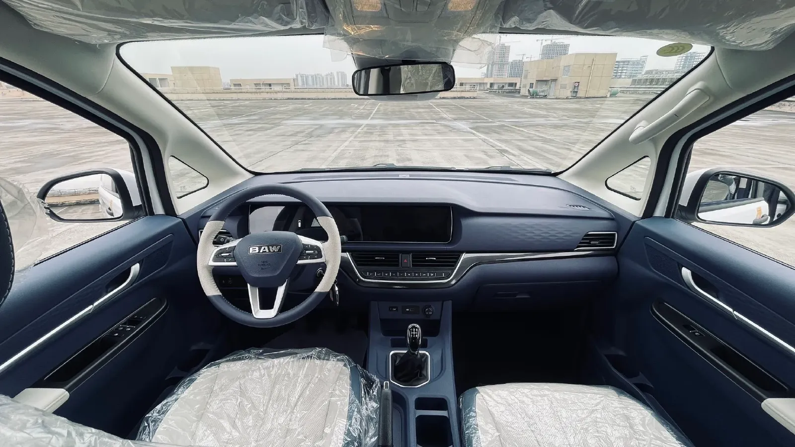 2025 BAW RuiSheng Trump M7 2.0L 144HP L4 8AT,autocango,china used car exporter,china ev exporter,chinese used car exporter,chinese used ev exporter