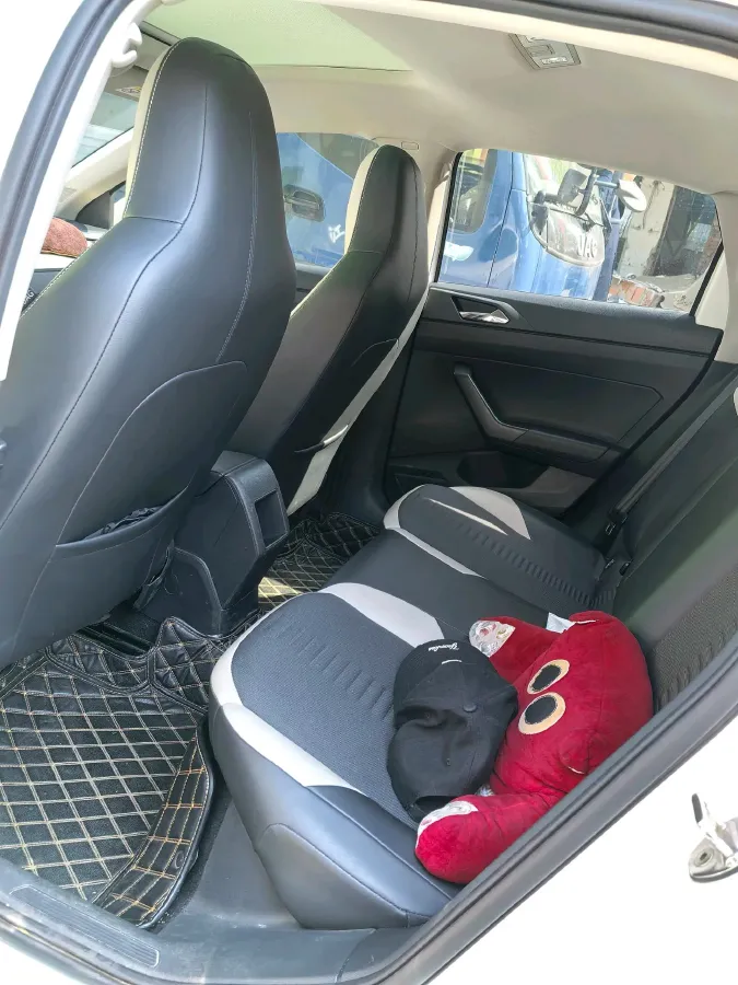 2021 Haval H6 1.5T 169HP L4 7DCT,autocango,china used car exporter,china ev exporter,chinese used car exporter,chinese used ev exporter