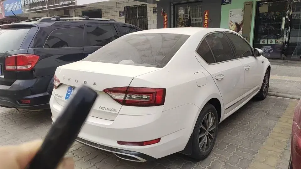 2019 Skoda Octavia 1.5L 116HP L4 6AT,autocango,china used car exporter,china ev exporter,chinese used car exporter,chinese used ev exporter