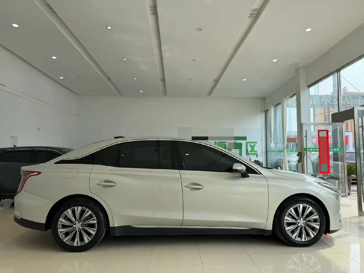 2022 HongQi E-QM5 BEV 54KWH,autocango,china used car exporter,china ev exporter,chinese used car exporter,chinese used ev exporter