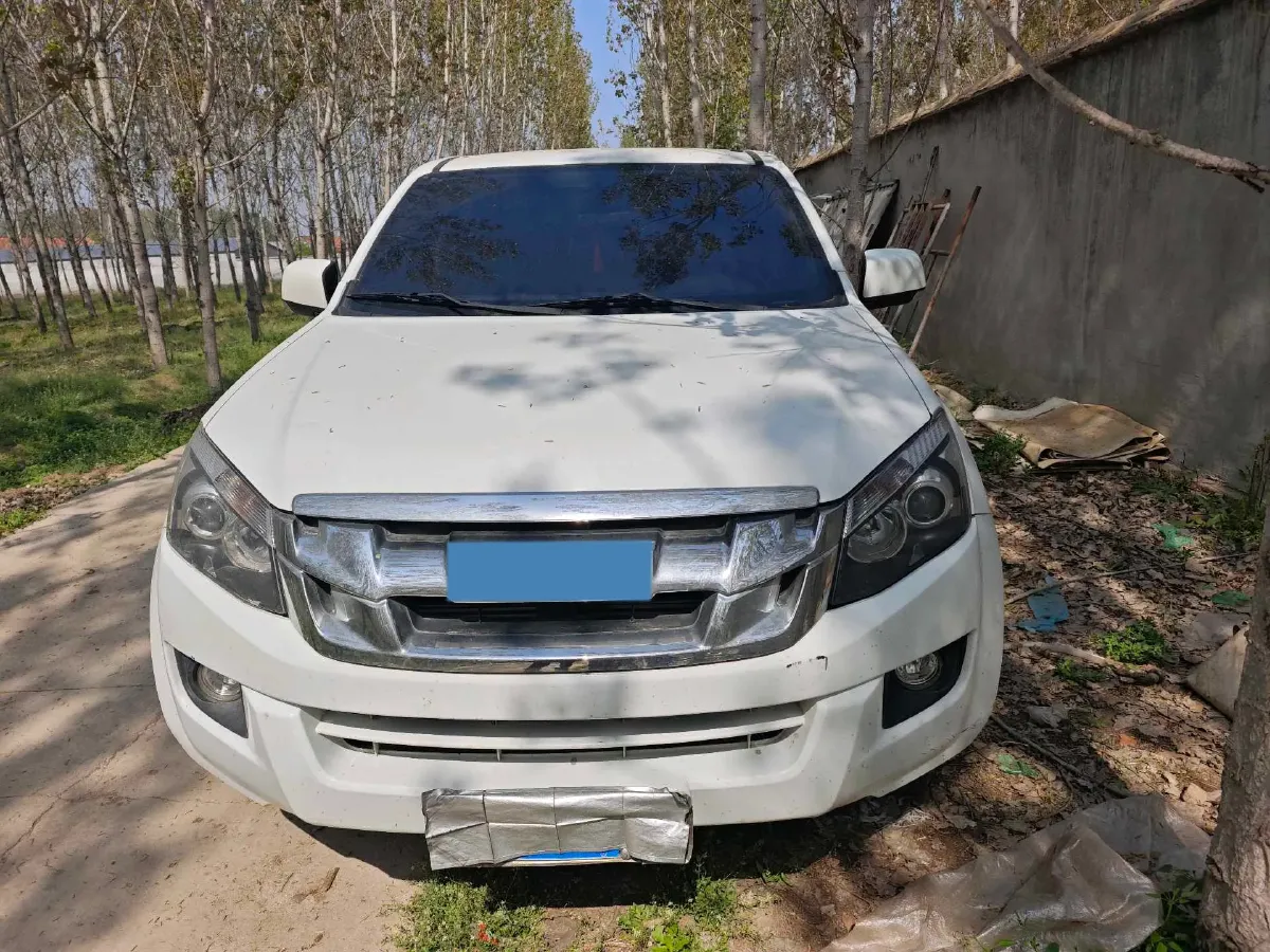 2020 Isuzu LingTuo 2.5T 150HP L4 6AT,autocango,china used car exporter,china ev exporter,chinese used car exporter,chinese used ev exporter