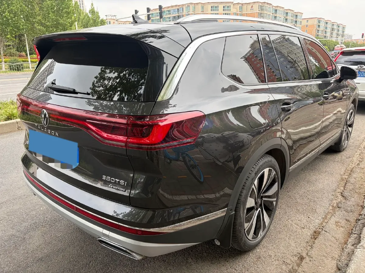 2023 Volkswagen Talagon 2.0T 220HP L4 7DCT,autocango,china used car exporter,china ev exporter,chinese used car exporter,chinese used ev exporter