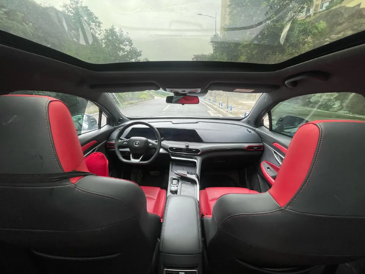 2020 ChangAn UNI-T 1.5T 180HP L4 7DCT,autocango,china used car exporter,china ev exporter,chinese used car exporter,chinese used ev exporter