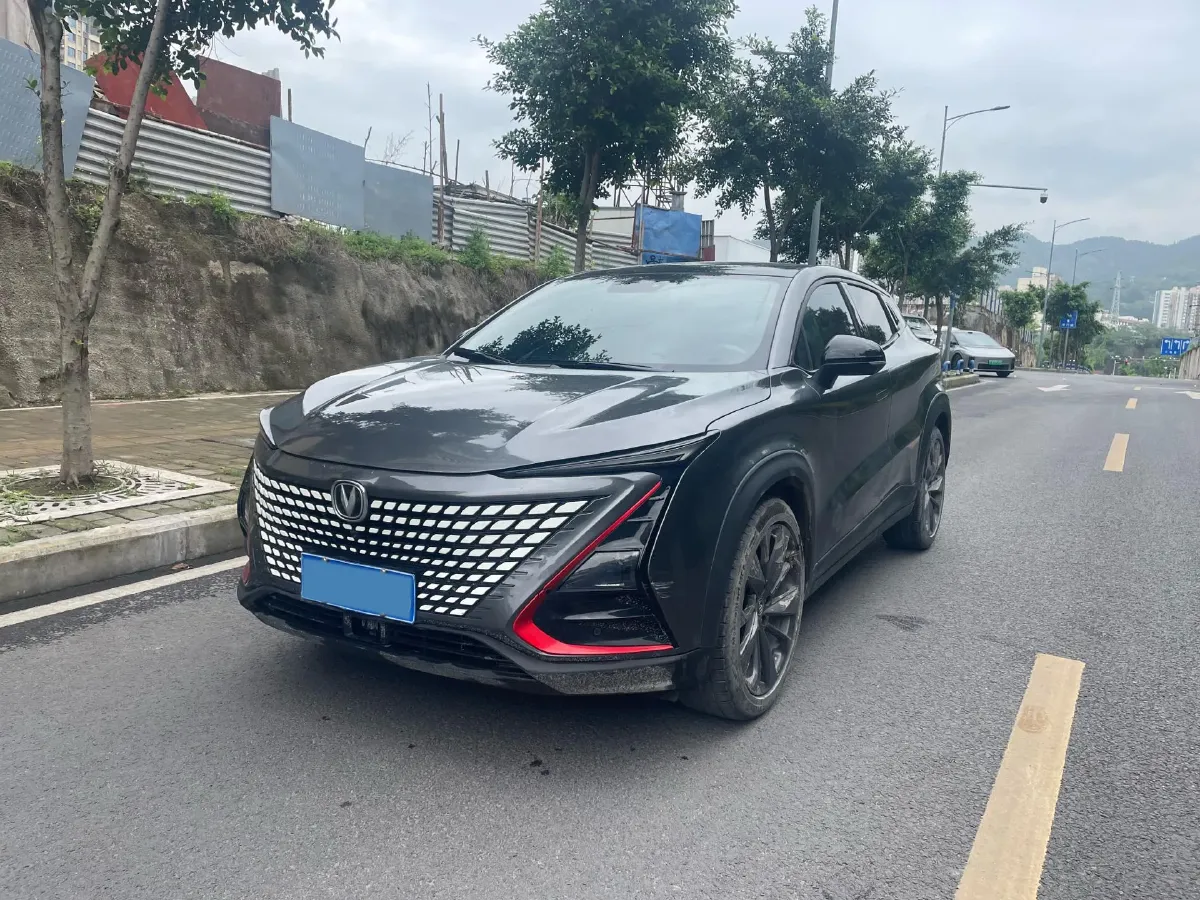 2020 ChangAn UNI-T 1.5T 180HP L4 7DCT,autocango,china used car exporter,china ev exporter,chinese used car exporter,chinese used ev exporter