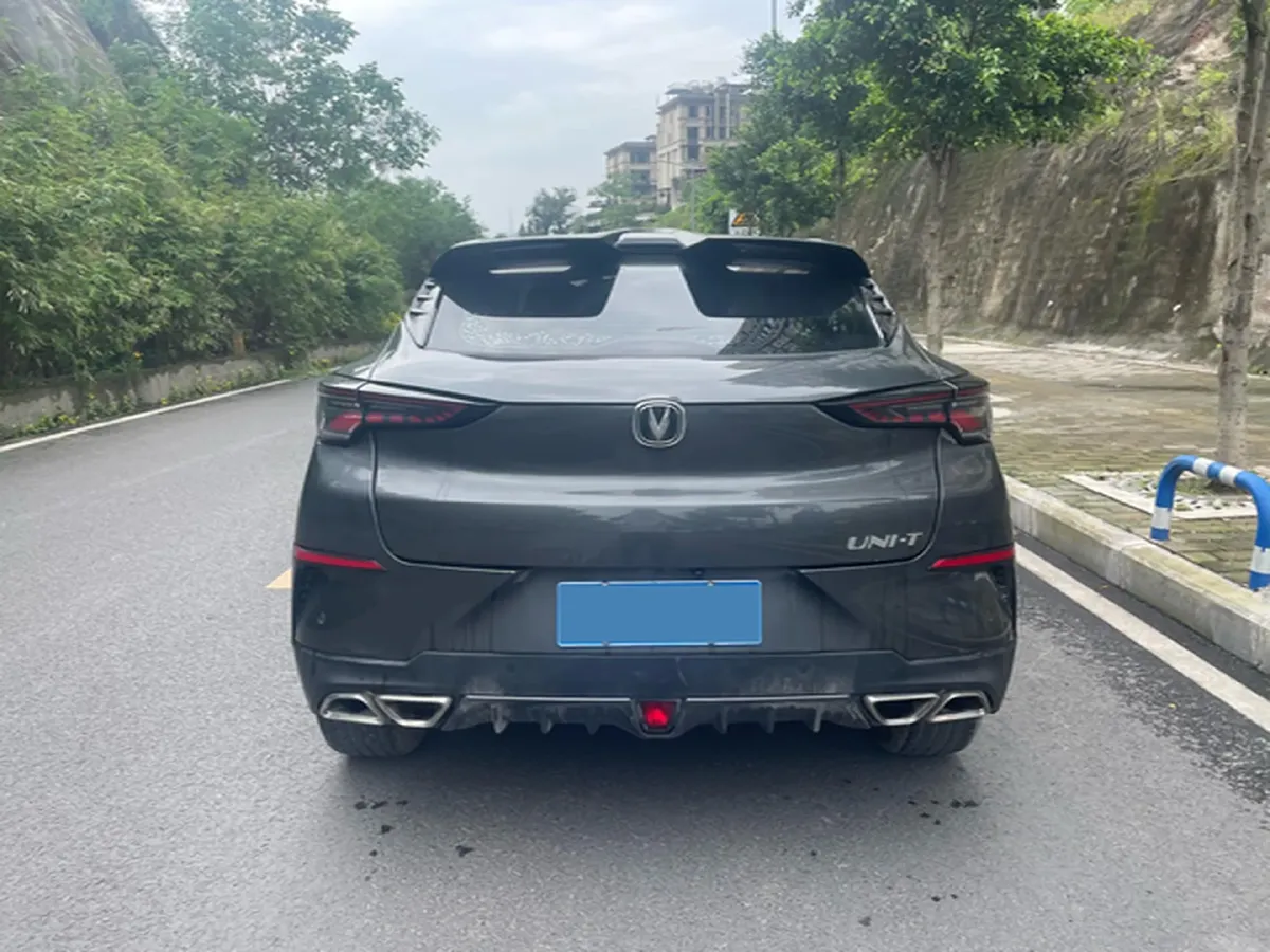 2020 ChangAn UNI-T 1.5T 180HP L4 7DCT,autocango,china used car exporter,china ev exporter,chinese used car exporter,chinese used ev exporter