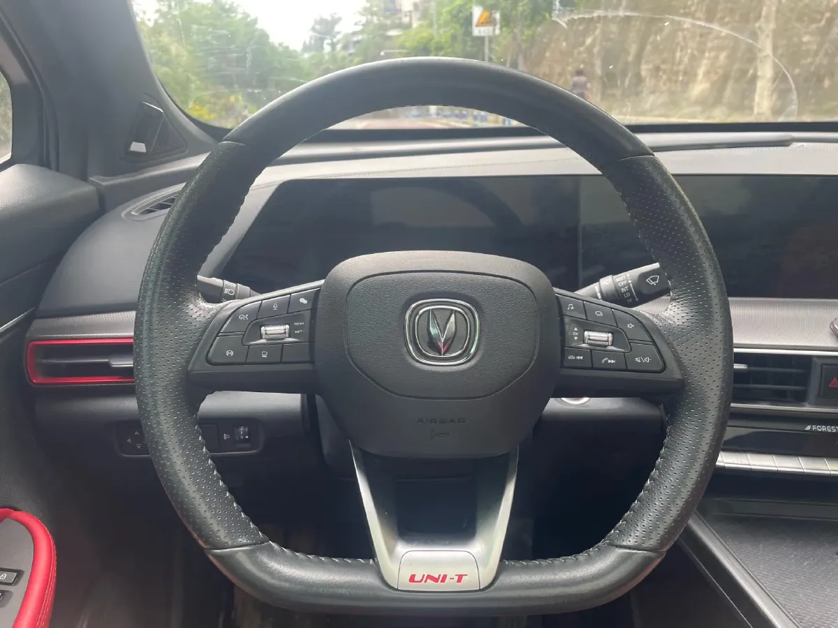 2020 ChangAn UNI-T 1.5T 180HP L4 7DCT,autocango,china used car exporter,china ev exporter,chinese used car exporter,chinese used ev exporter