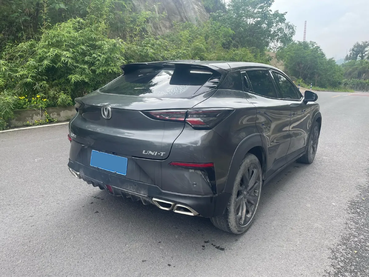 2020 ChangAn UNI-T 1.5T 180HP L4 7DCT,autocango,china used car exporter,china ev exporter,chinese used car exporter,chinese used ev exporter