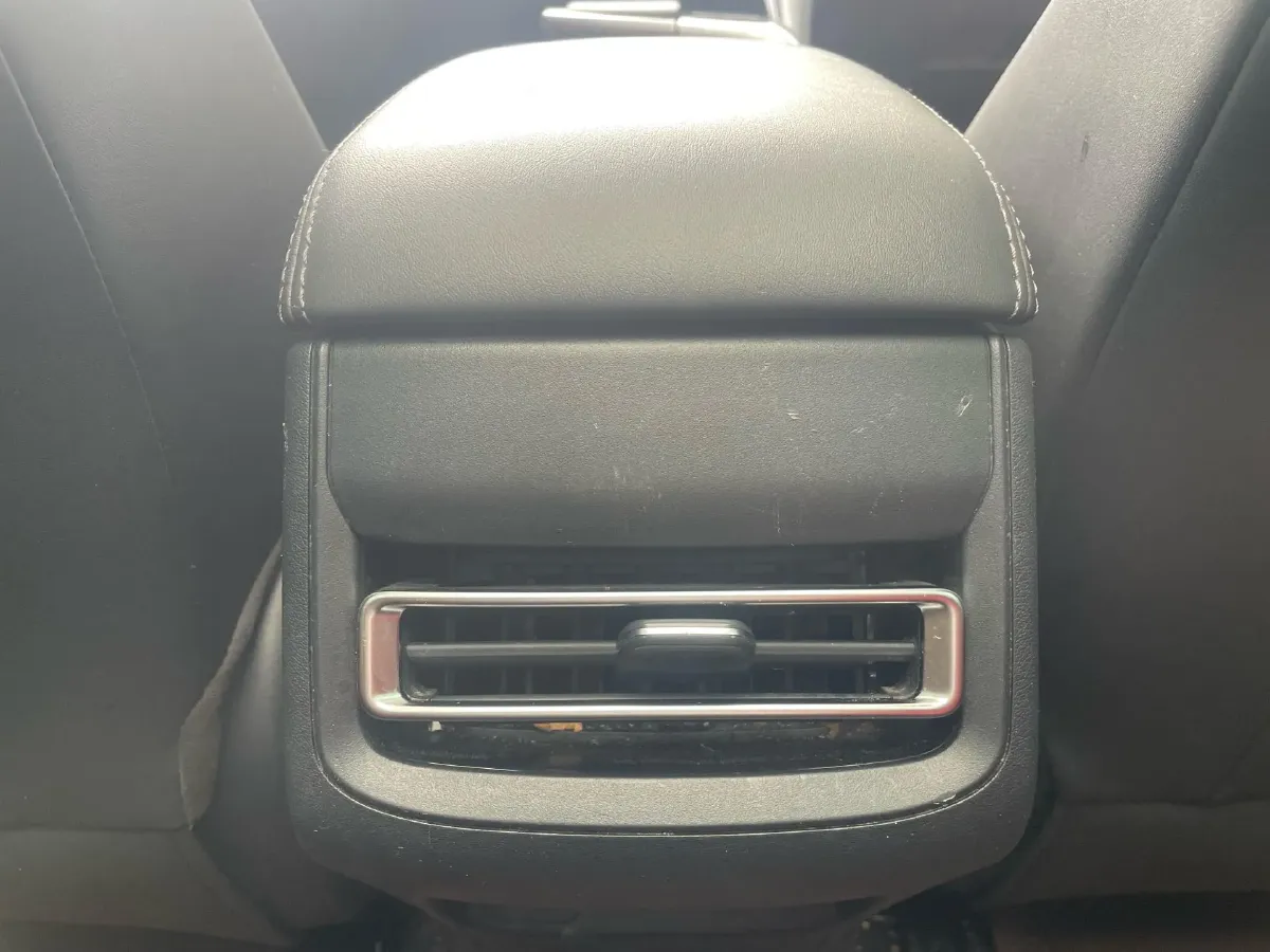 2020 ChangAn UNI-T 1.5T 180HP L4 7DCT,autocango,china used car exporter,china ev exporter,chinese used car exporter,chinese used ev exporter