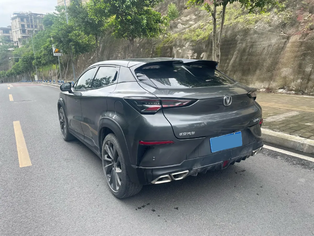 2020 ChangAn UNI-T 1.5T 180HP L4 7DCT,autocango,china used car exporter,china ev exporter,chinese used car exporter,chinese used ev exporter