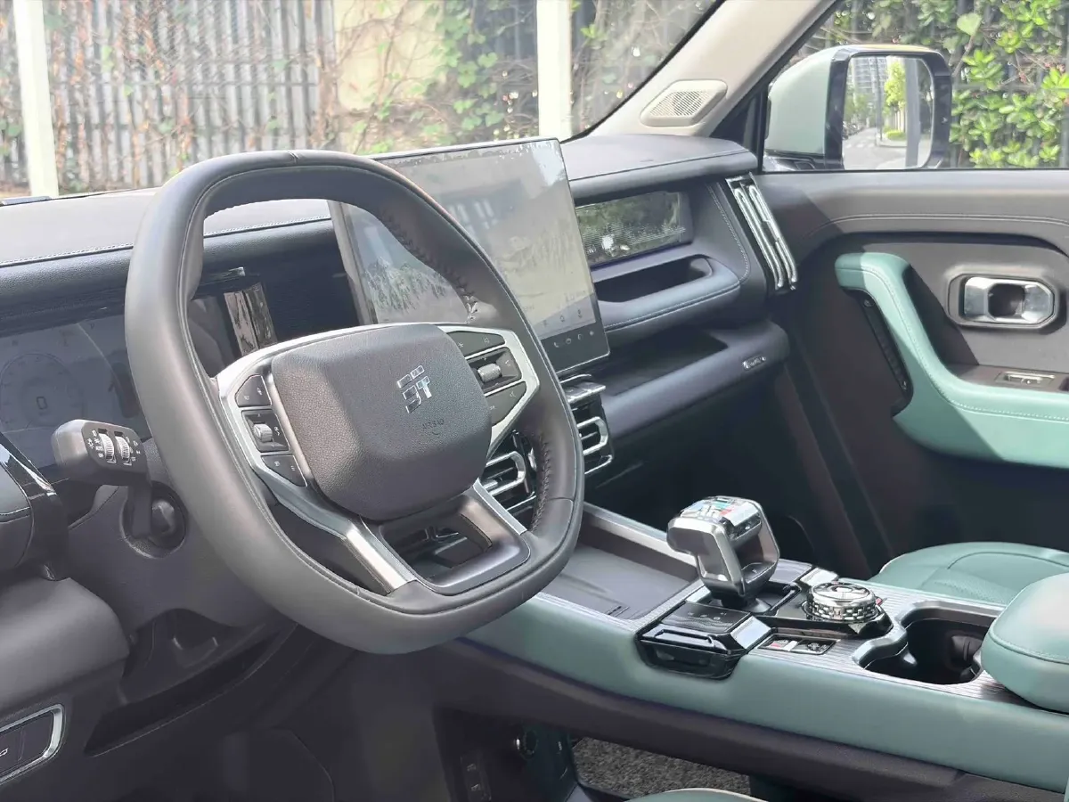 2025 Jetour Traveller 2.0T 254HP L4 7DCT,autocango,china used car exporter,china ev exporter,chinese used car exporter,chinese used ev exporter