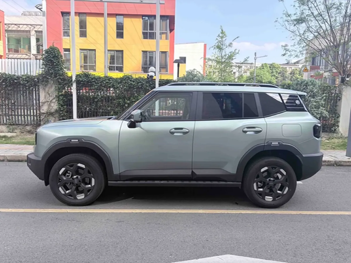 2025 Jetour Traveller 2.0T 254HP L4 7DCT,autocango,china used car exporter,china ev exporter,chinese used car exporter,chinese used ev exporter