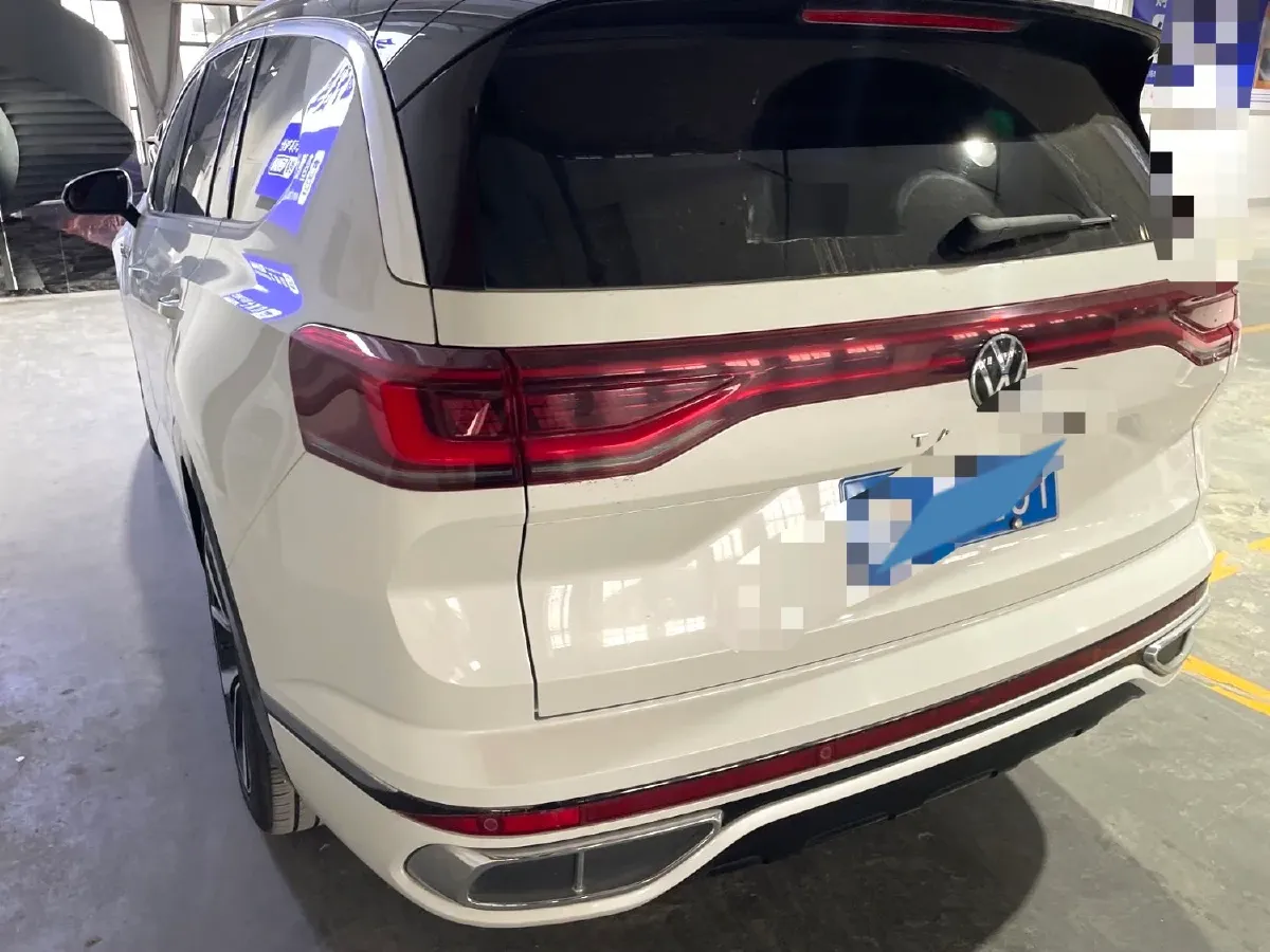 2021 Volkswagen Talagon 2.0T 220HP L4 7DCT,autocango,china used car exporter,china ev exporter,chinese used car exporter,chinese used ev exporter