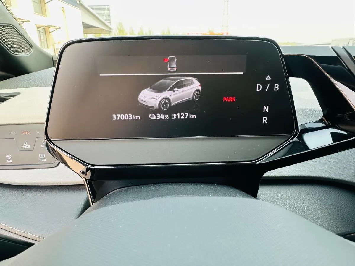 2024 Volkswagen ID.3 BEV 52.8KWH,autocango,china used car exporter,china ev exporter,chinese used car exporter,chinese used ev exporter