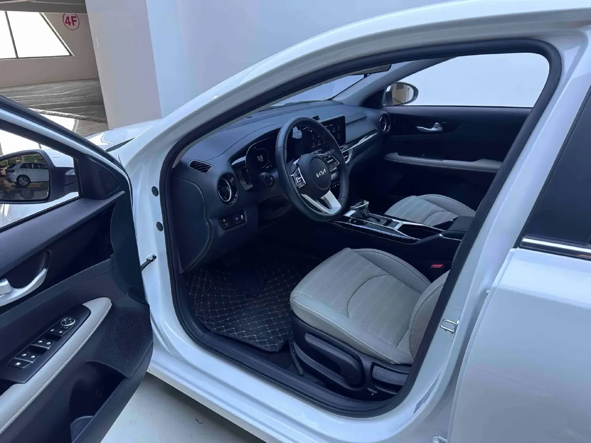 2023 Kia K3 1.5L 115HP L4 CVT,autocango,china used car exporter,china ev exporter,chinese used car exporter,chinese used ev exporter