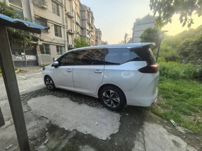 2023 GAC Trumpchi M6 1.5T 177HP L4 7DCT,autocango,china used car exporter,china ev exporter,chinese used car exporter,chinese used ev exporter