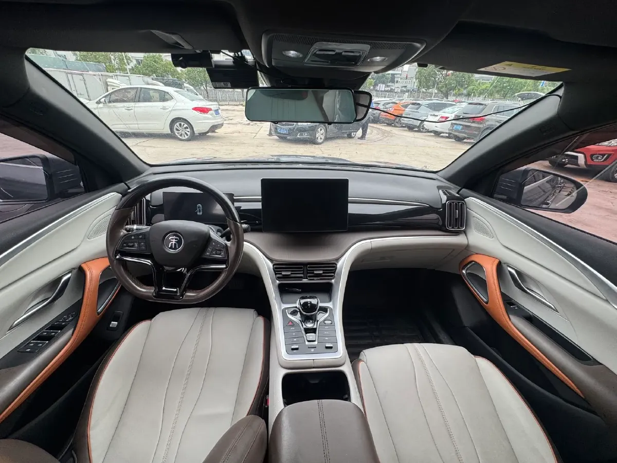 2022 Geely JiaJi 1.5T 177HP L3 7DCT PHEV 15.5KWH,autocango,china used car exporter,china ev exporter,chinese used car exporter,chinese used ev exporter