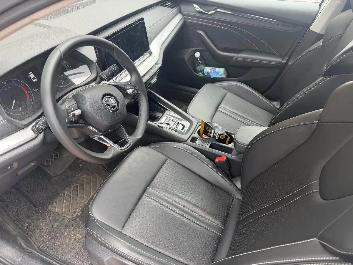 2023 Skoda Octavia 1.4T 150HP L4 7DCT,autocango,china used car exporter,china ev exporter,chinese used car exporter,chinese used ev exporter
