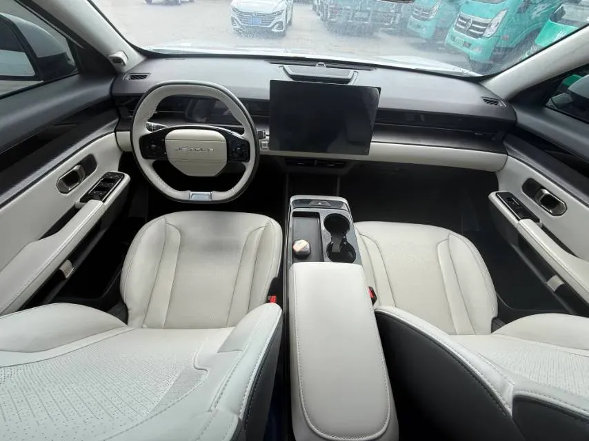 2022 Jetour DASHING 1.6T 197HP L4 7DCT,autocango,china used car exporter,china ev exporter,chinese used car exporter,chinese used ev exporter