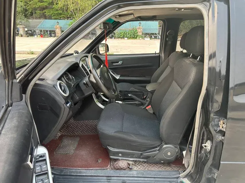 2017 MAXUS T60 2.8T 150HP L4 5MT,autocango,china used car exporter,china ev exporter,chinese used car exporter,chinese used ev exporter