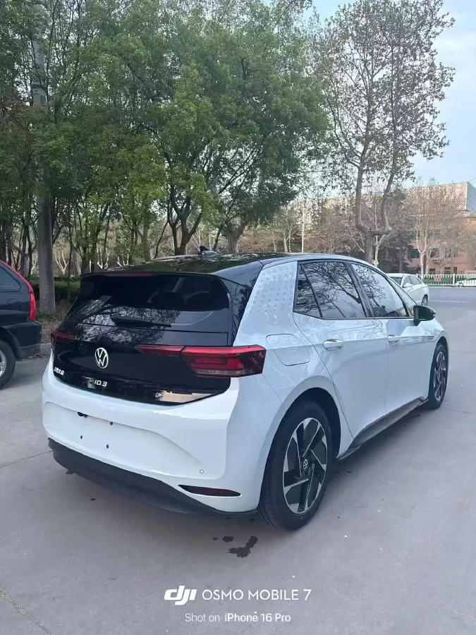 2023 Volkswagen ID.3 BEV 52.8KWH,autocango,china used car exporter,china ev exporter,chinese used car exporter,chinese used ev exporter