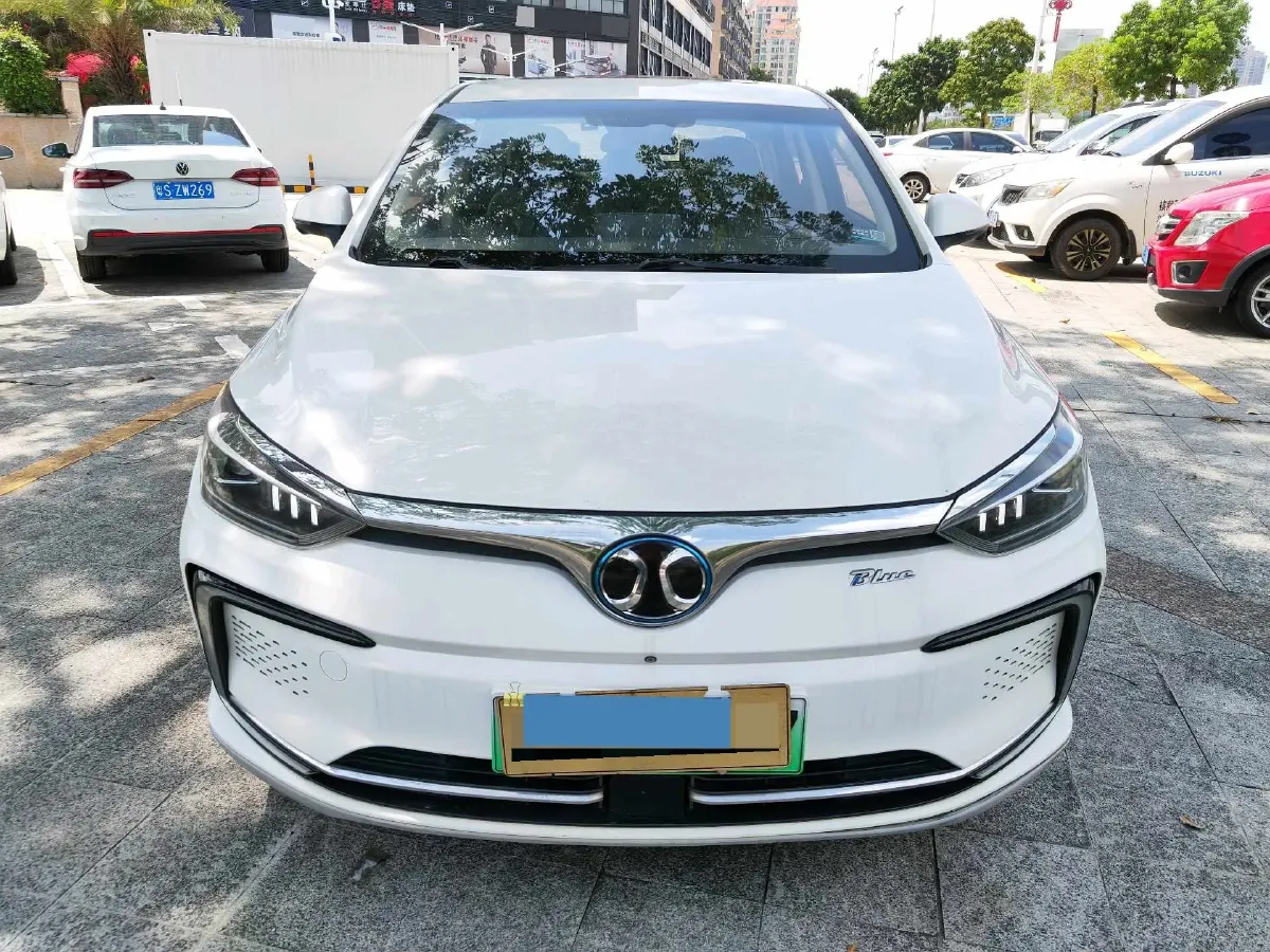 2018 BeiJing Auto EU5 BEV 53.66KWH,autocango,china used car exporter,china ev exporter,chinese used car exporter,chinese used ev exporter