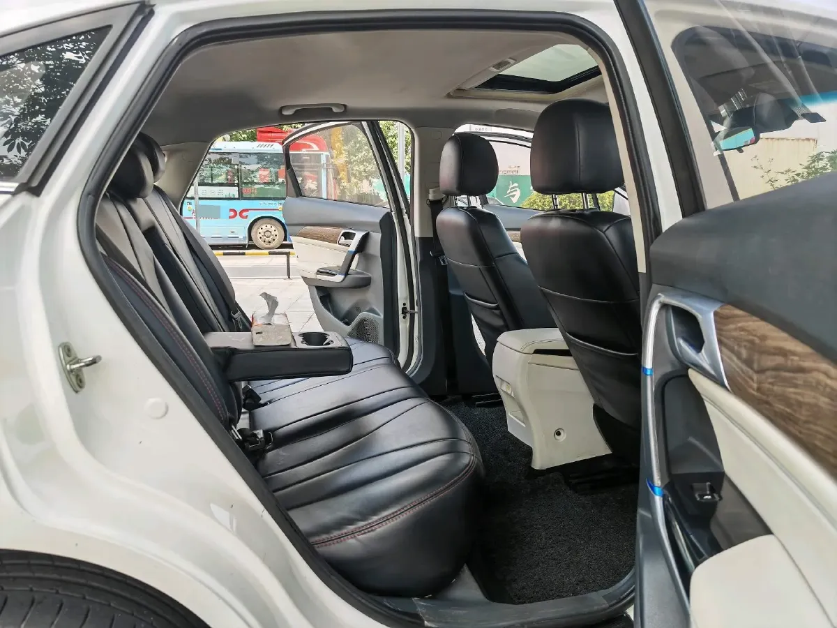 2018 BeiJing Auto EU5 BEV 53.66KWH,autocango,china used car exporter,china ev exporter,chinese used car exporter,chinese used ev exporter