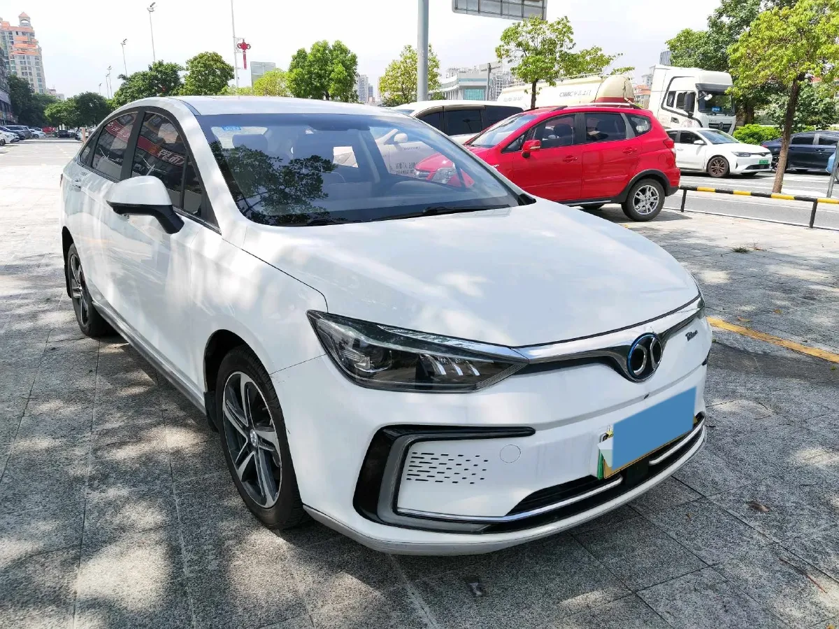 2018 BeiJing Auto EU5 BEV 53.66KWH,autocango,china used car exporter,china ev exporter,chinese used car exporter,chinese used ev exporter
