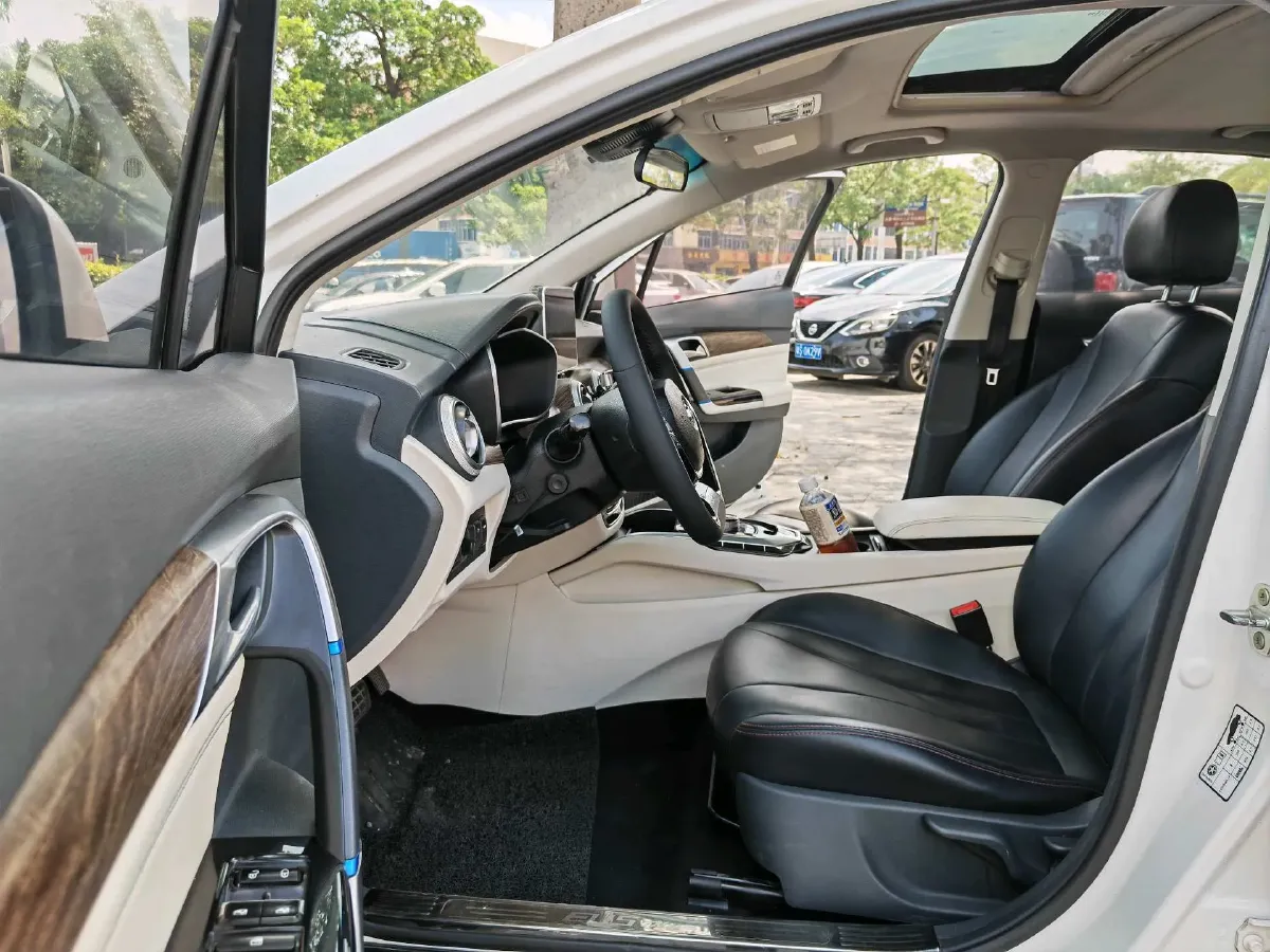 2018 BeiJing Auto EU5 BEV 53.66KWH,autocango,china used car exporter,china ev exporter,chinese used car exporter,chinese used ev exporter