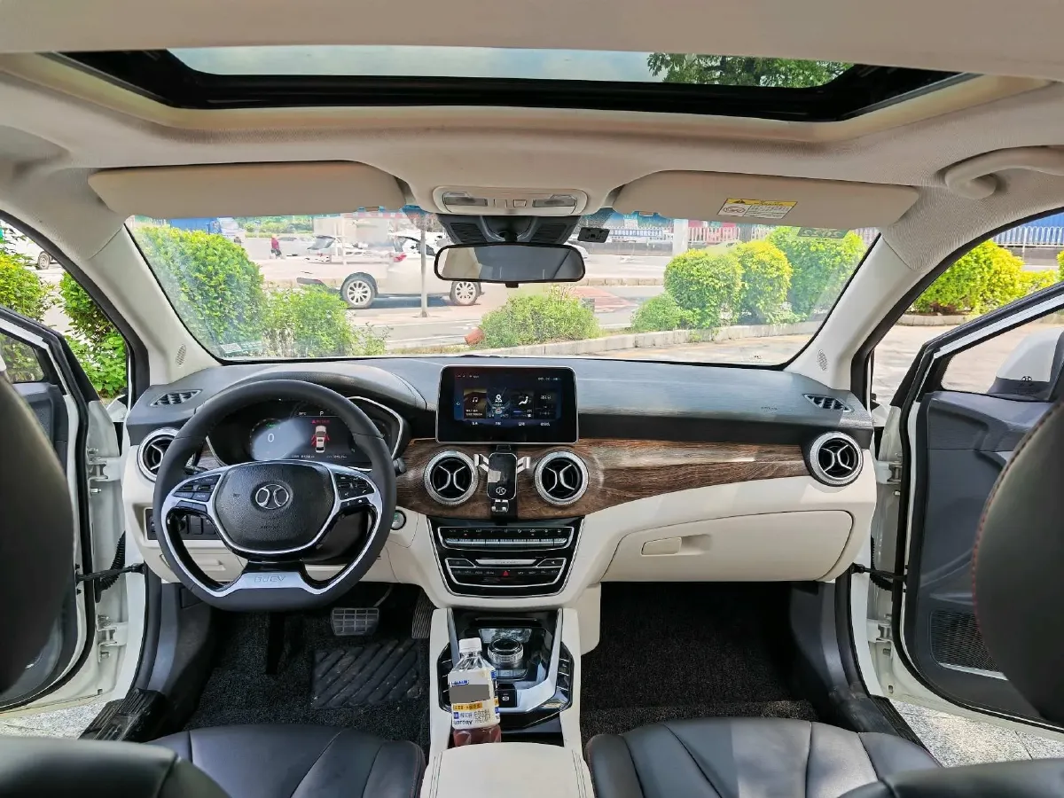 2018 BeiJing Auto EU5 BEV 53.66KWH,autocango,china used car exporter,china ev exporter,chinese used car exporter,chinese used ev exporter