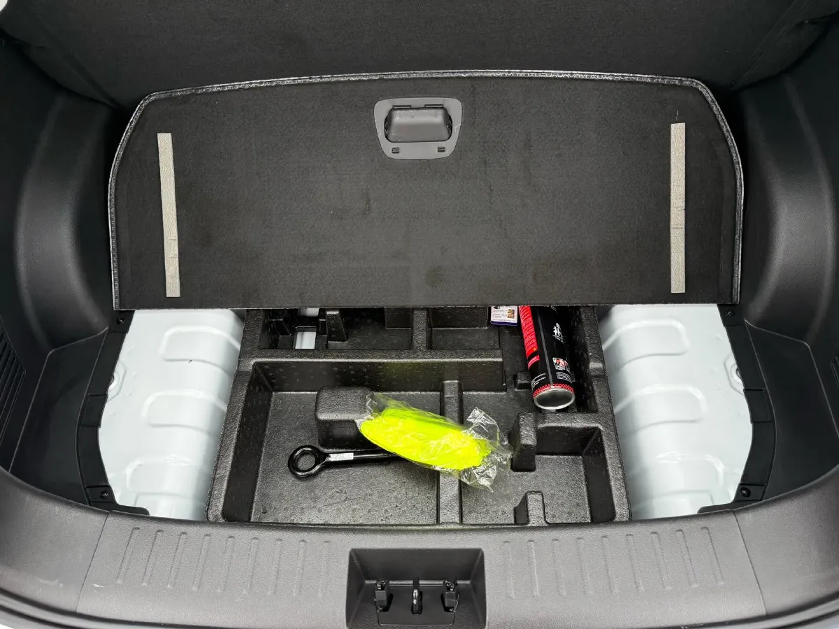 2022 Leapmotor T03 BEV 41KWH,autocango,china used car exporter,china ev exporter,chinese used car exporter,chinese used ev exporter