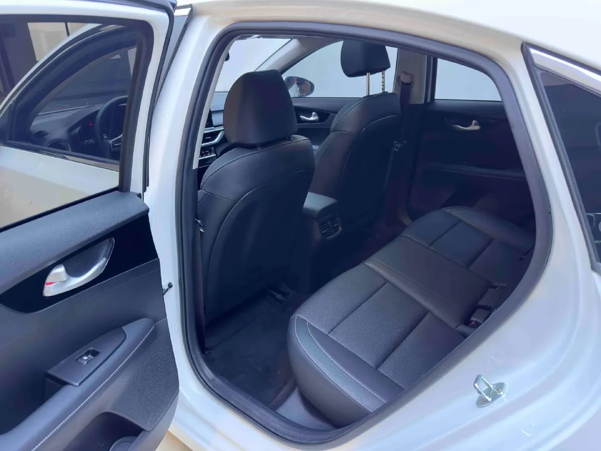 2021 Kia K3 1.5L 115HP L4 CVT,autocango,china used car exporter,china ev exporter,chinese used car exporter,chinese used ev exporter