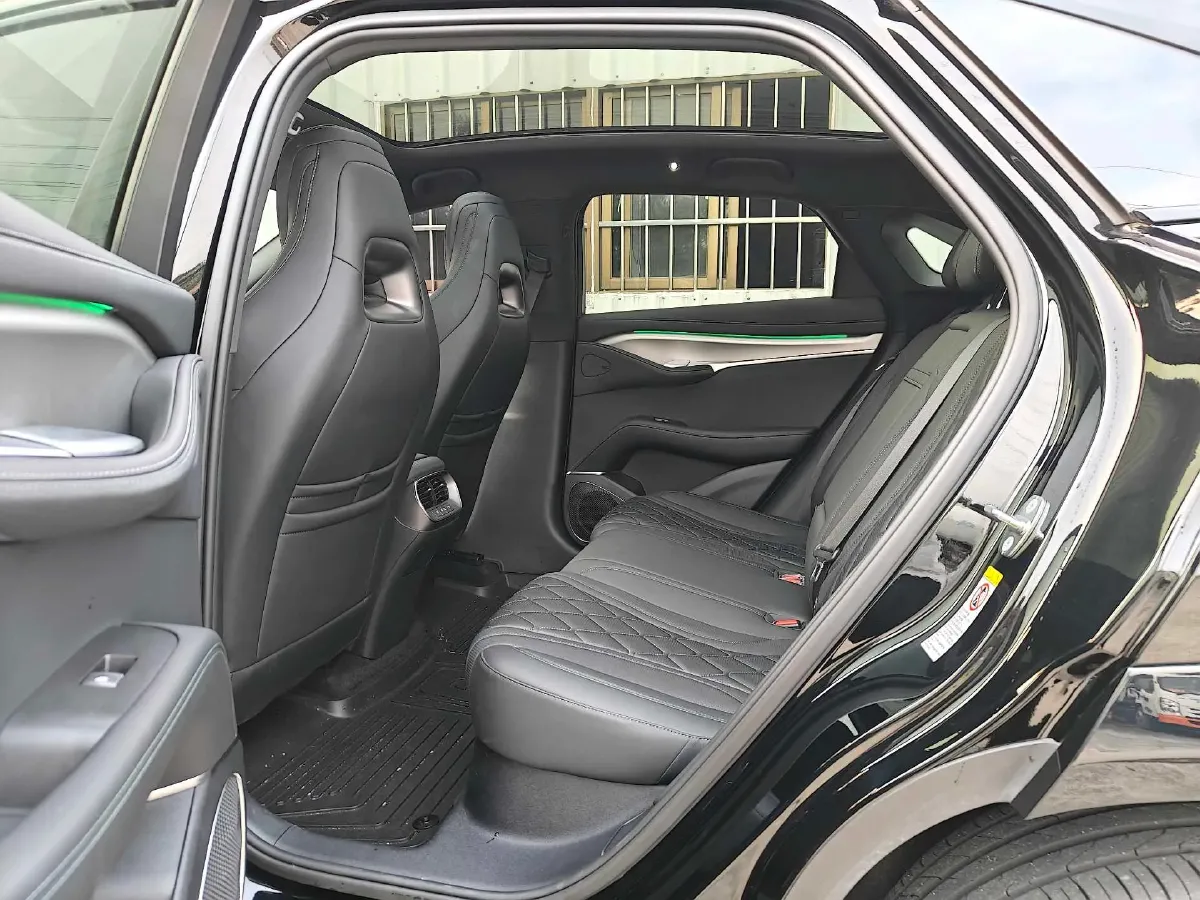 2024 BYD Sea Lion 07 BEV 80.64KWH,autocango,china used car exporter,china ev exporter,chinese used car exporter,chinese used ev exporter