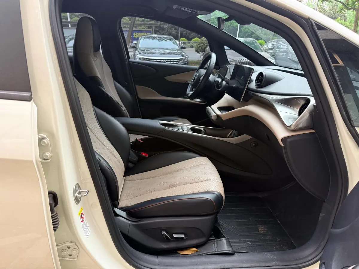 2023 BYD Dolphin BEV 44.928KWH,autocango,china used car exporter,china ev exporter,chinese used car exporter,chinese used ev exporter