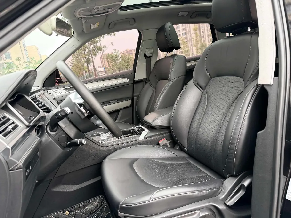 2018 Zotye Damy X7 2.0T 190HP L4 8AT,autocango,china used car exporter,china ev exporter,chinese used car exporter,chinese used ev exporter