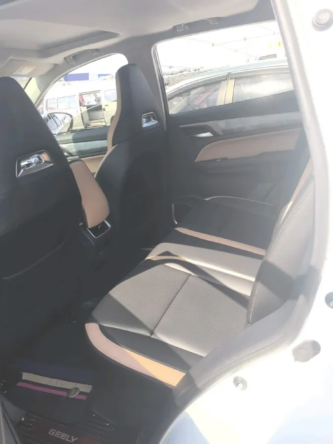 2024 Geely OkavangoPRO 1.5T 181HP L4 7DCT,autocango,china used car exporter,china ev exporter,chinese used car exporter,chinese used ev exporter