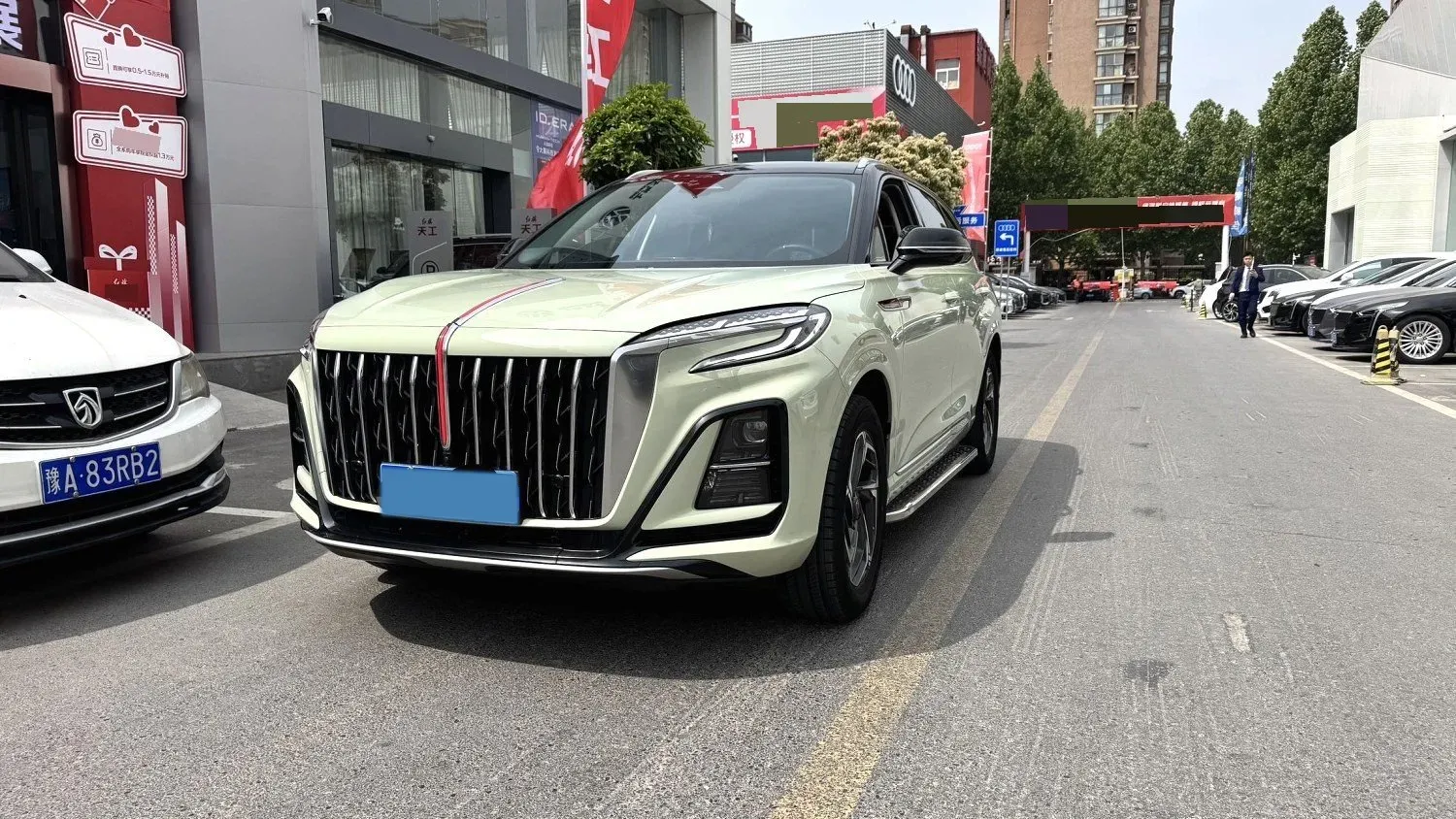 2023 HongQi HS3 1.5T 169HP L4 7DCT,autocango,china used car exporter,china ev exporter,chinese used car exporter,chinese used ev exporter