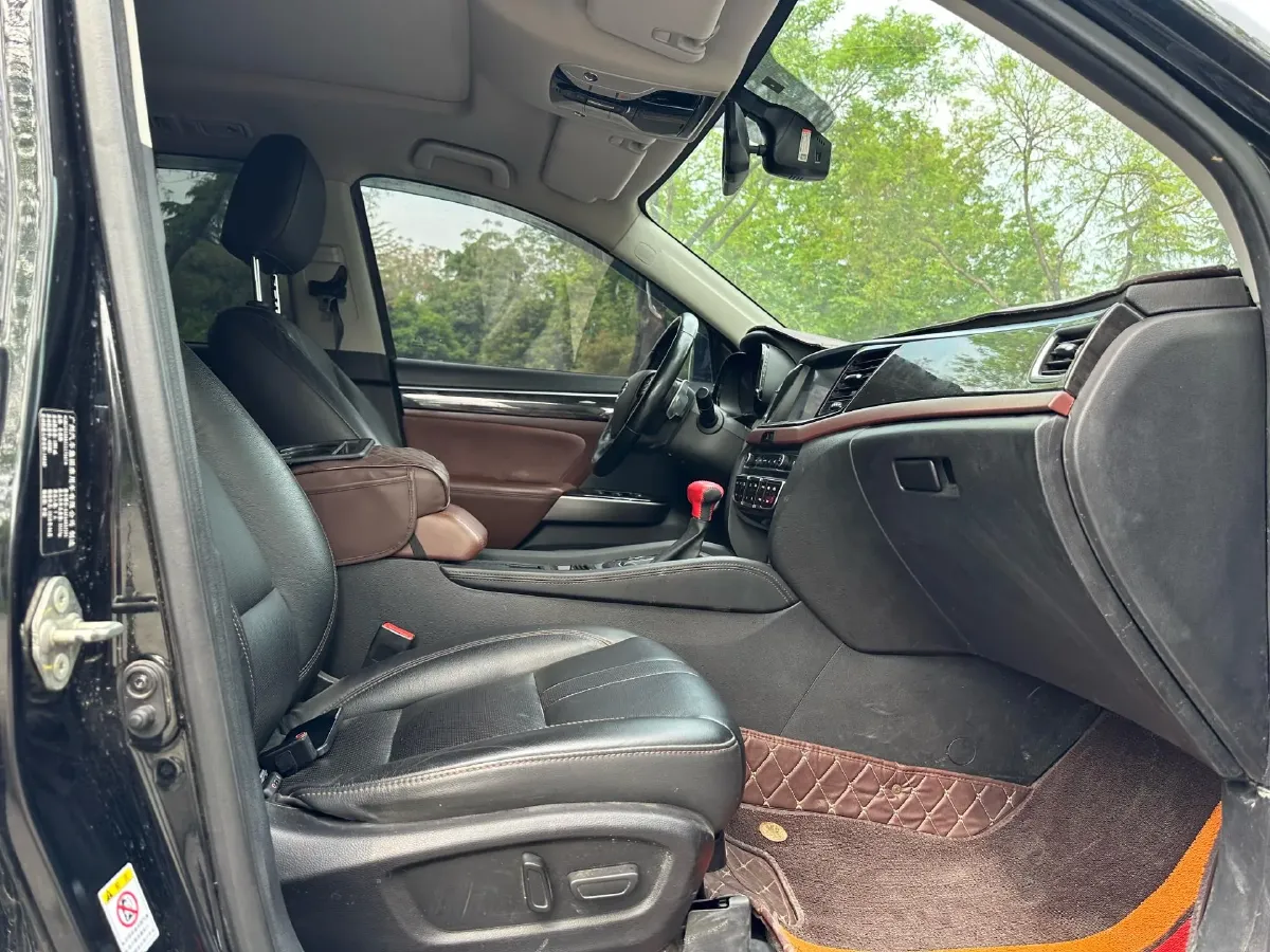 2017 GAC Trumpchi GS8 2.0T 201HP L4 6AT,autocango,china used car exporter,china ev exporter,chinese used car exporter,chinese used ev exporter