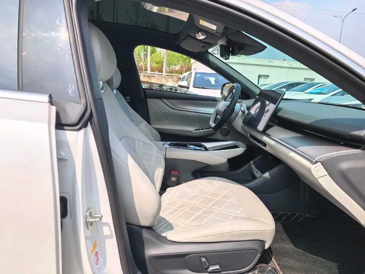 2024 ChangAn QiYuan A07 BEV 58.9KWH,autocango,china used car exporter,china ev exporter,chinese used car exporter,chinese used ev exporter