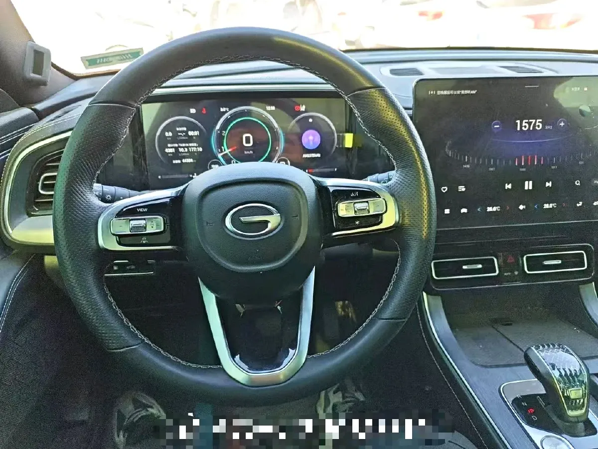 2022 GAC Trumpchi GS8 2.0T 252HP L4 8AT,autocango,china used car exporter,china ev exporter,chinese used car exporter,chinese used ev exporter