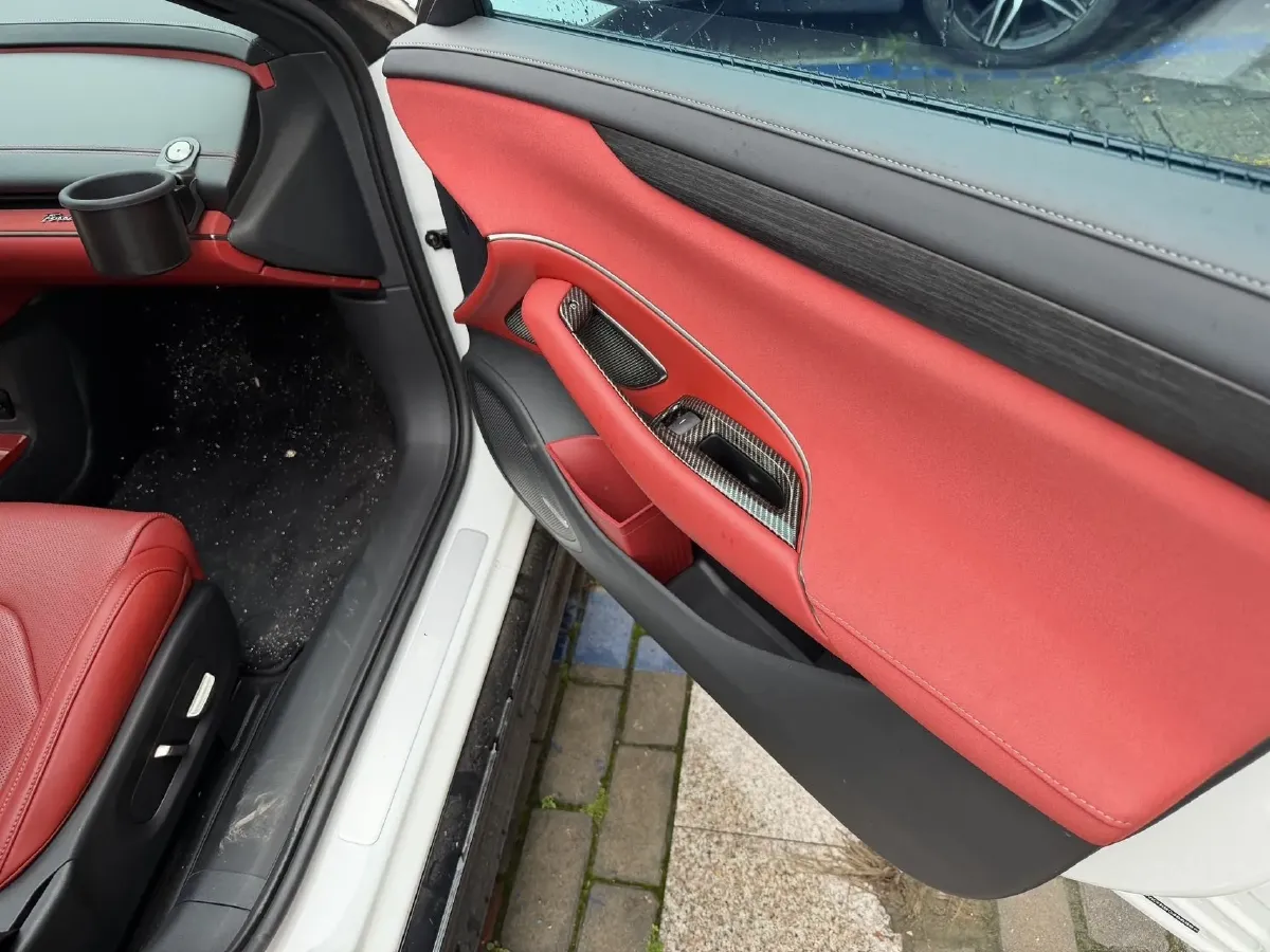 2024 MI SU7 BEV 101KWH,autocango,china used car exporter,china ev exporter,chinese used car exporter,chinese used ev exporter