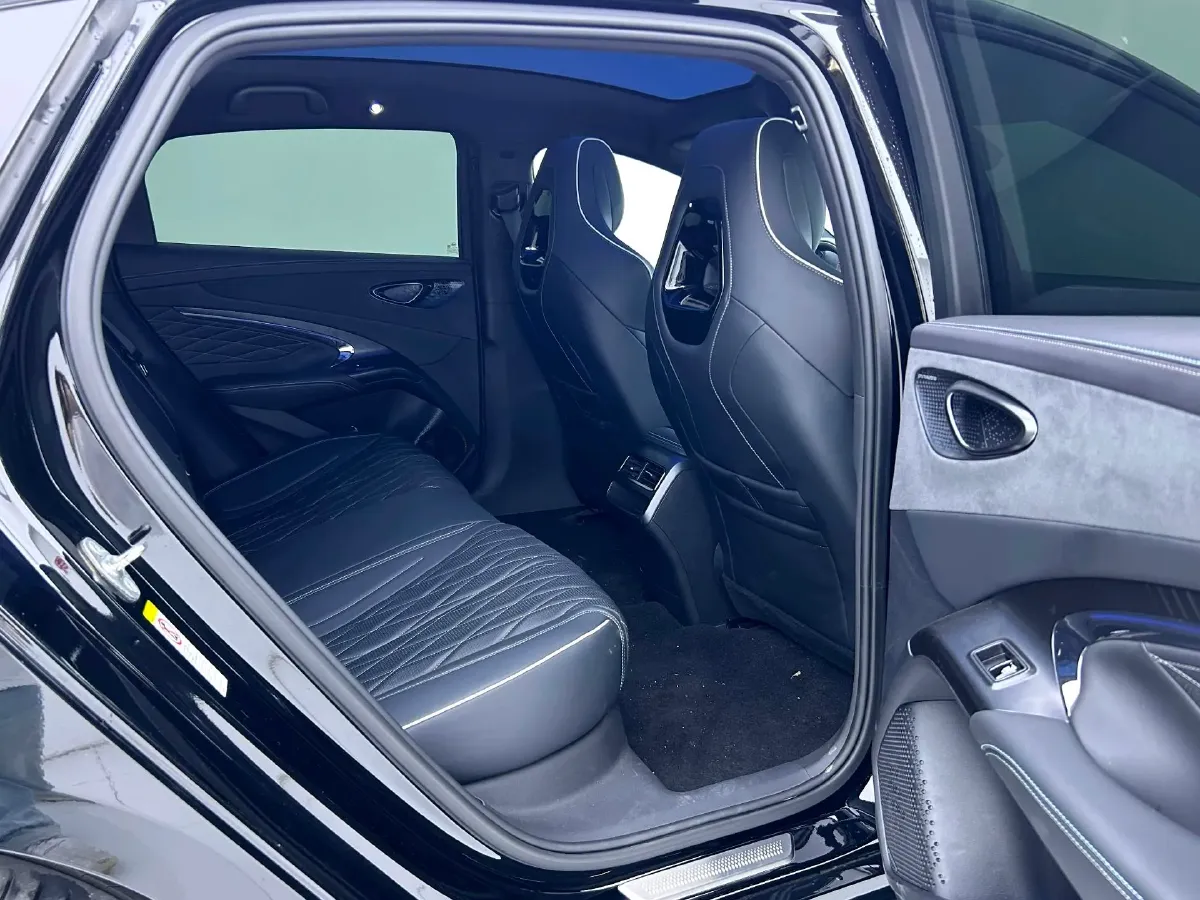 2023 BYD Seal BEV 82.5KWH,autocango,china used car exporter,china ev exporter,chinese used car exporter,chinese used ev exporter