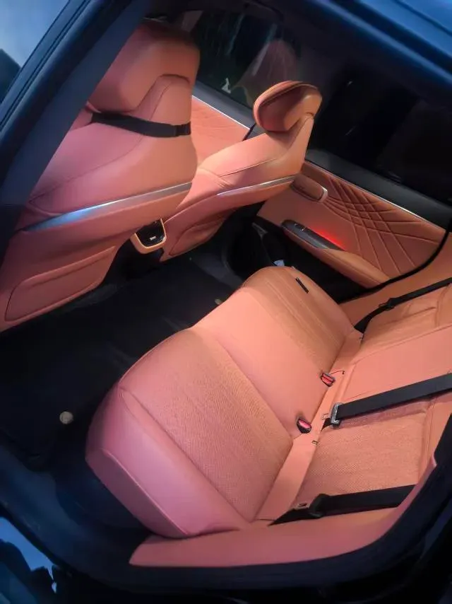 2025 Deepal S07 REEV 98HP REEV 31.73KWH,autocango,china used car exporter,china ev exporter,chinese used car exporter,chinese used ev exporter