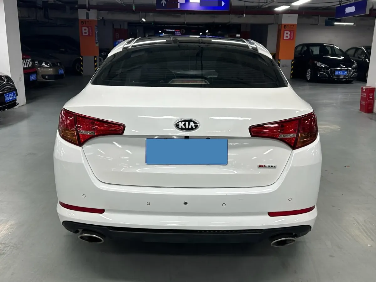 2012 Kia K5 2.0L 162HP L4 6AT,autocango,china used car exporter,china ev exporter,chinese used car exporter,chinese used ev exporter