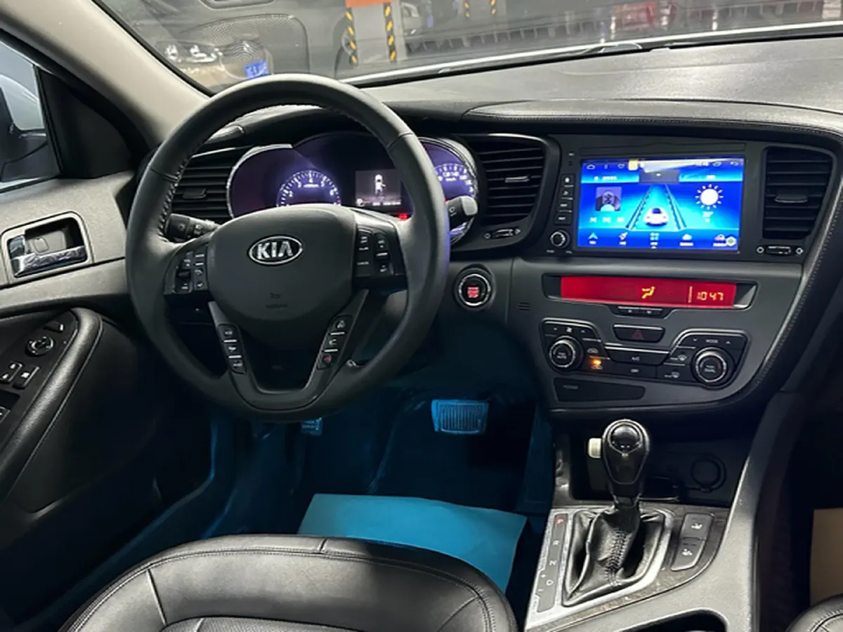 2012 Kia K5 2.0L 162HP L4 6AT,autocango,china used car exporter,china ev exporter,chinese used car exporter,chinese used ev exporter