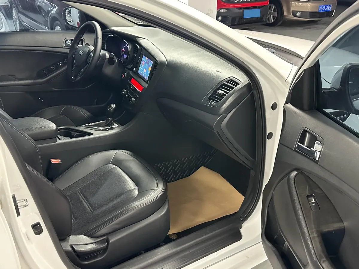 2012 Kia K5 2.0L 162HP L4 6AT,autocango,china used car exporter,china ev exporter,chinese used car exporter,chinese used ev exporter