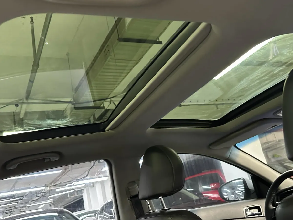 2012 Kia K5 2.0L 162HP L4 6AT,autocango,china used car exporter,china ev exporter,chinese used car exporter,chinese used ev exporter